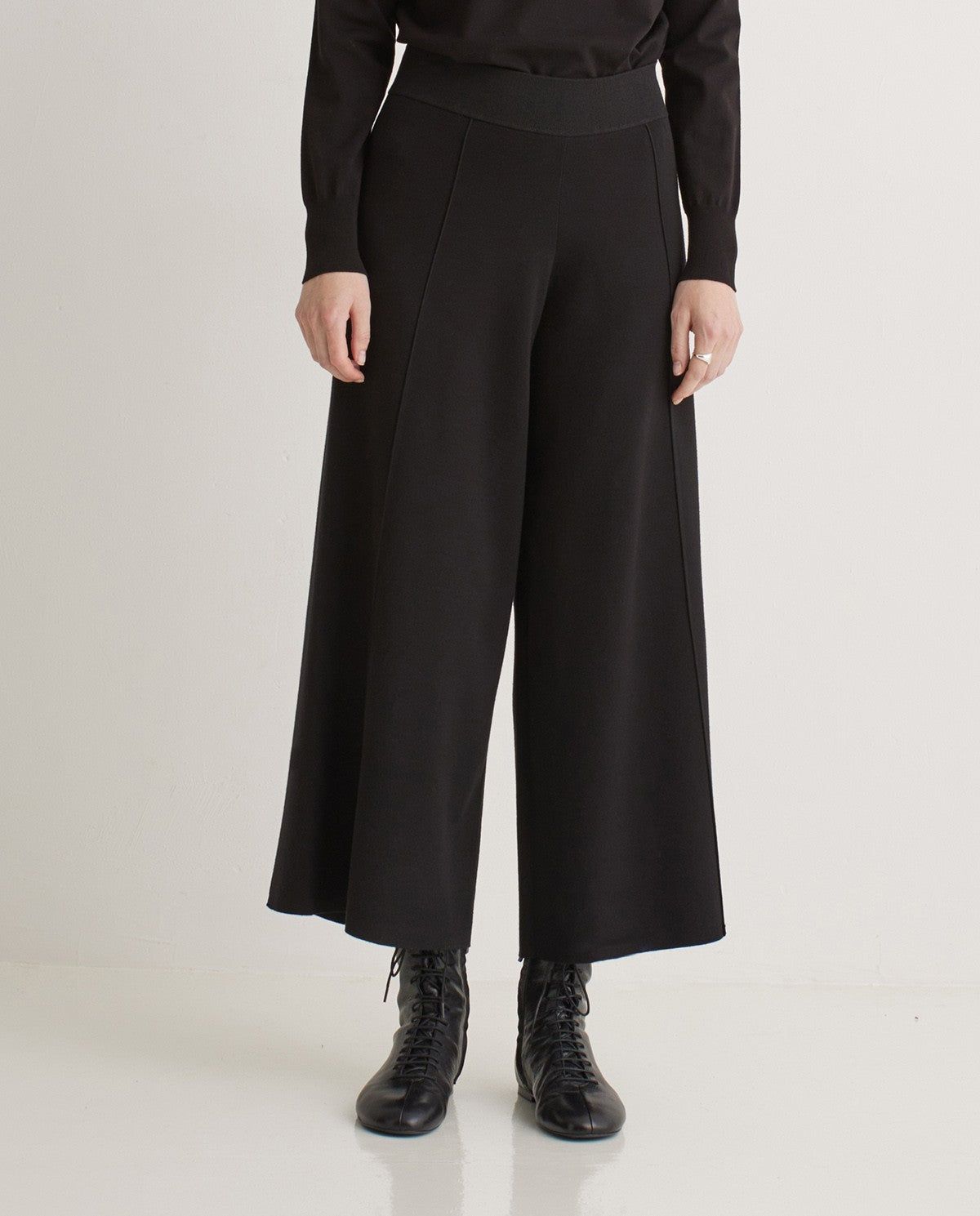 Culotte aus Viskose Vorderansicht | myloook Fair Fashion
