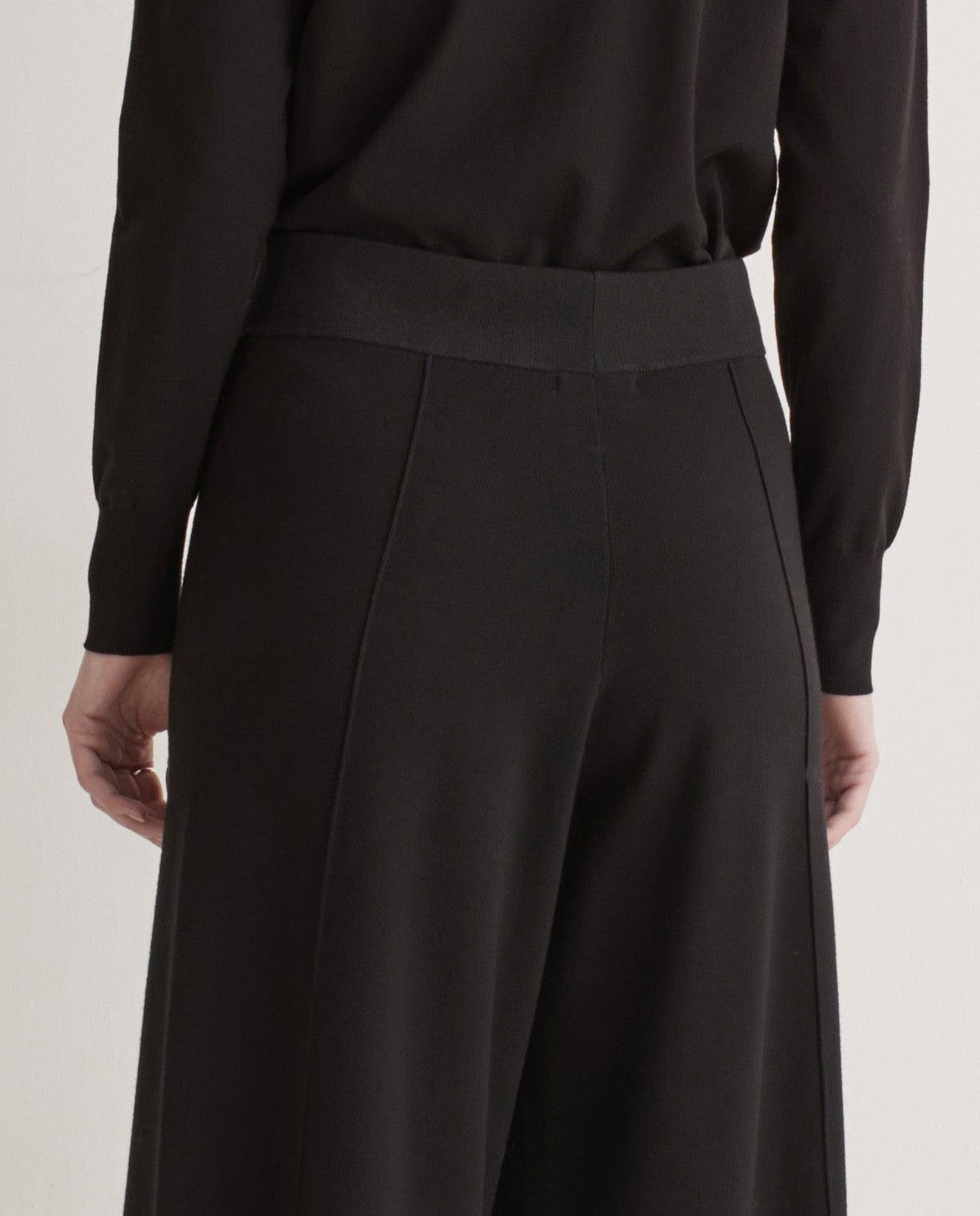 Culotte aus Viskose Detailansicht | myloook Fair Fashion