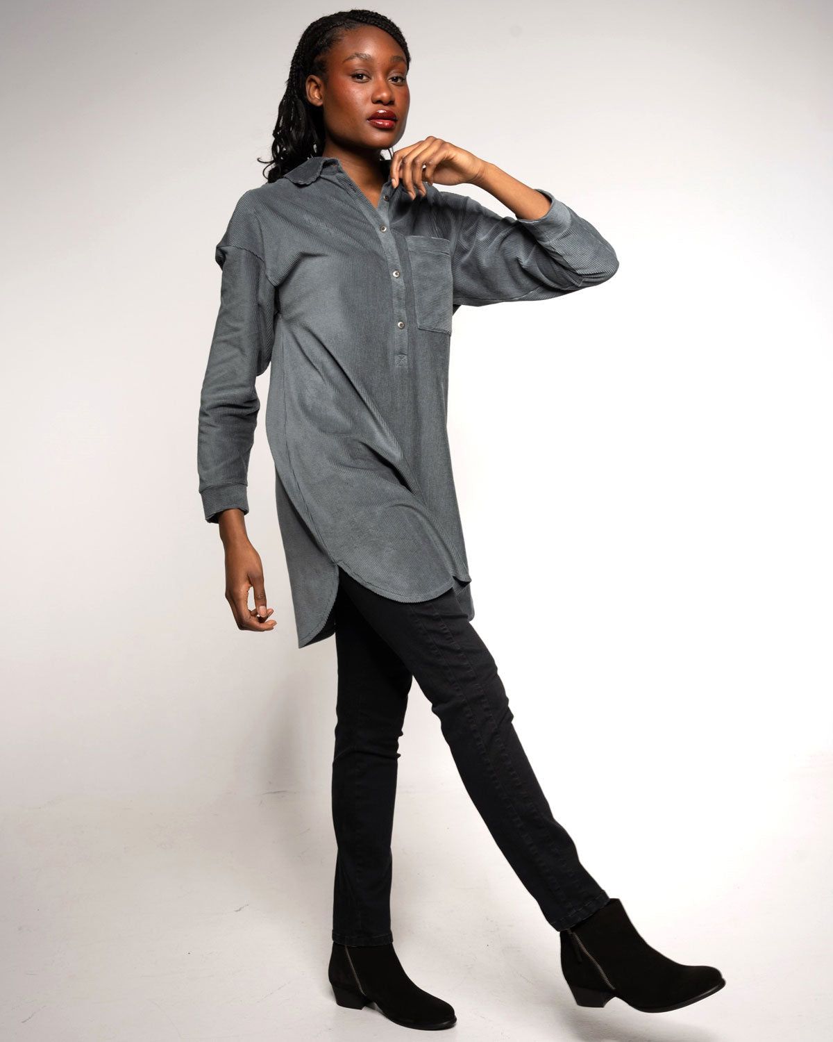 Corduroy Jumper – Rückansicht in Thymian myloook #farbe_thymian