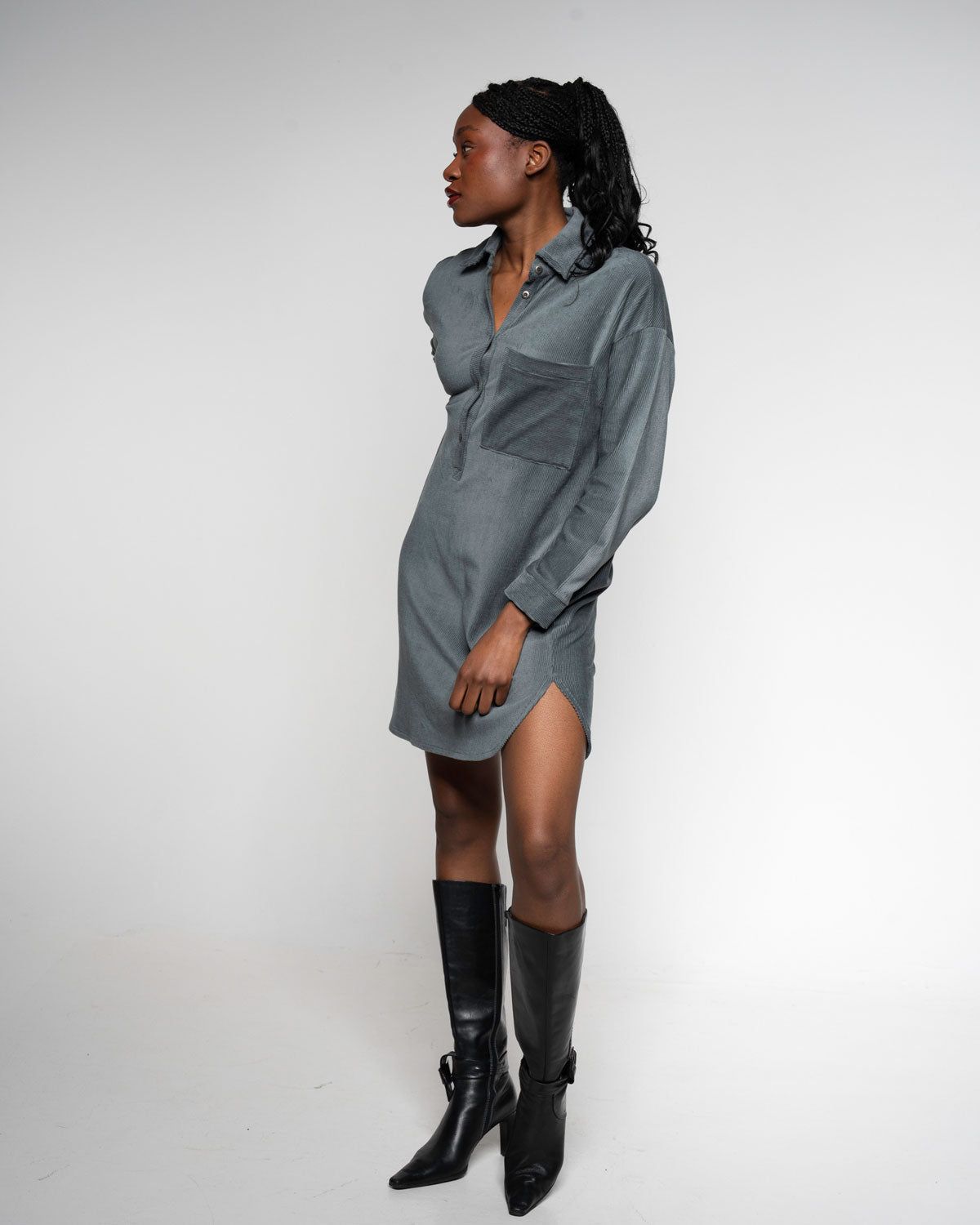 Corduroy Jumper – Styling-Ansicht in Thymian #farbe_thymian