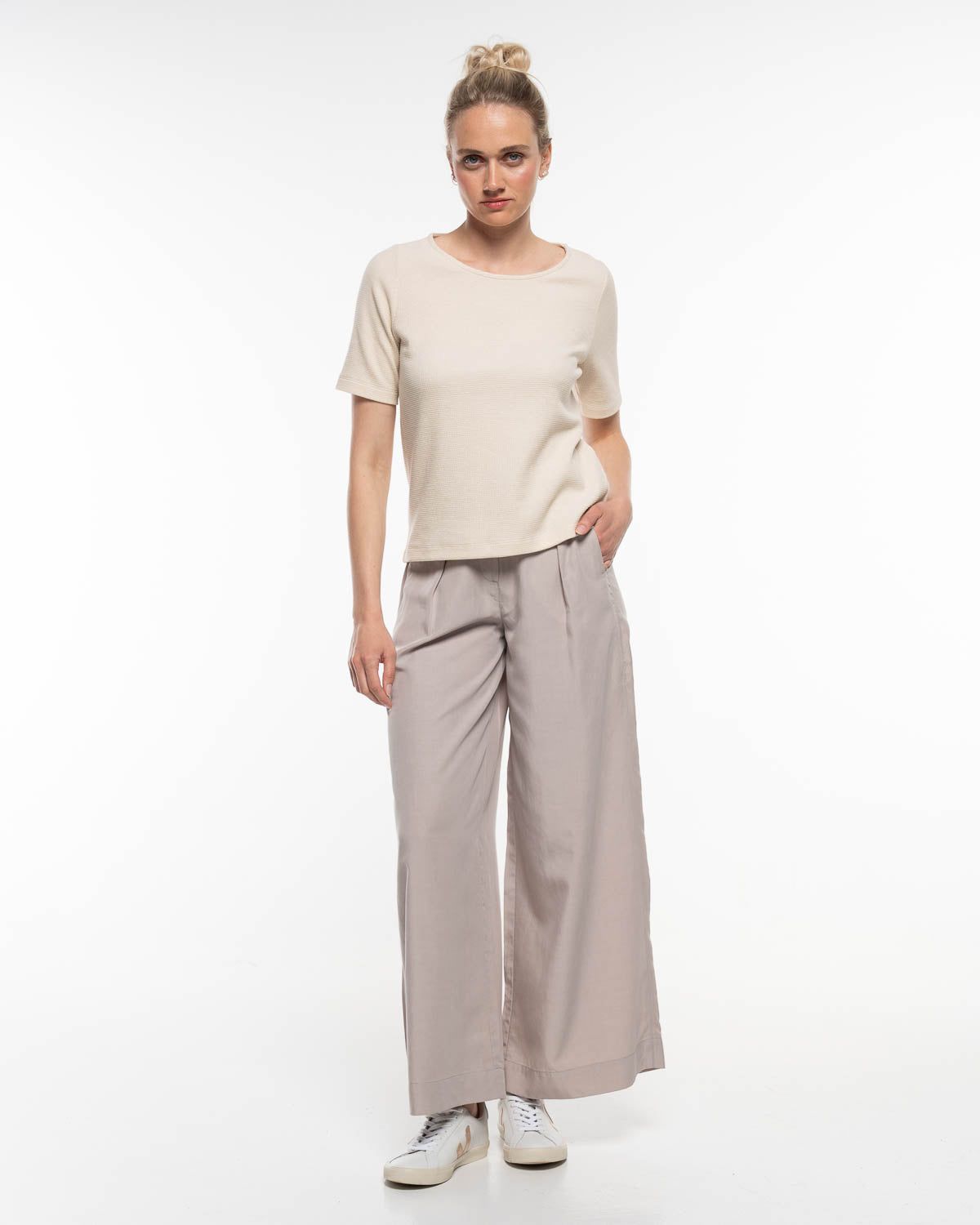 Glitzer-Shirt – Seitenansicht in Nature #farbe_nature.
