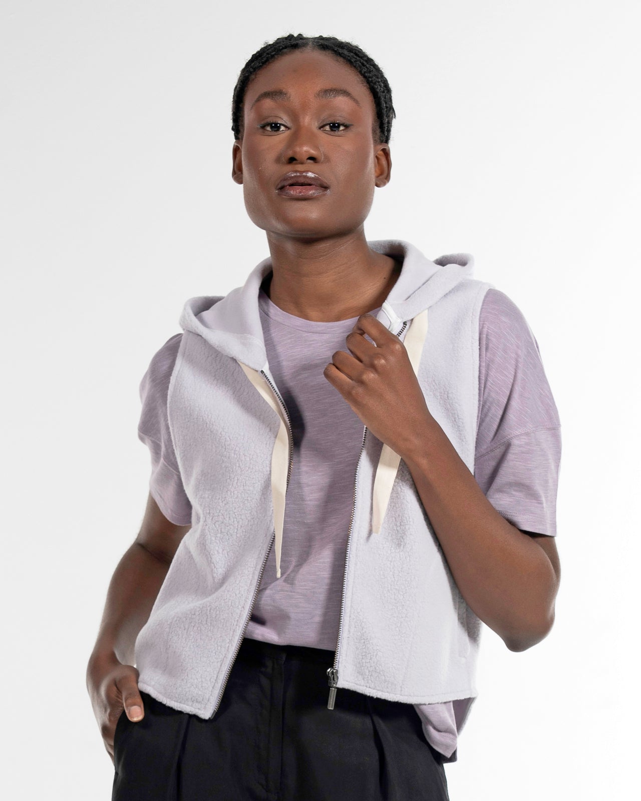 Teddyweste in Amethyst – Halbnahaufnahme myloook #farbe_amethyst