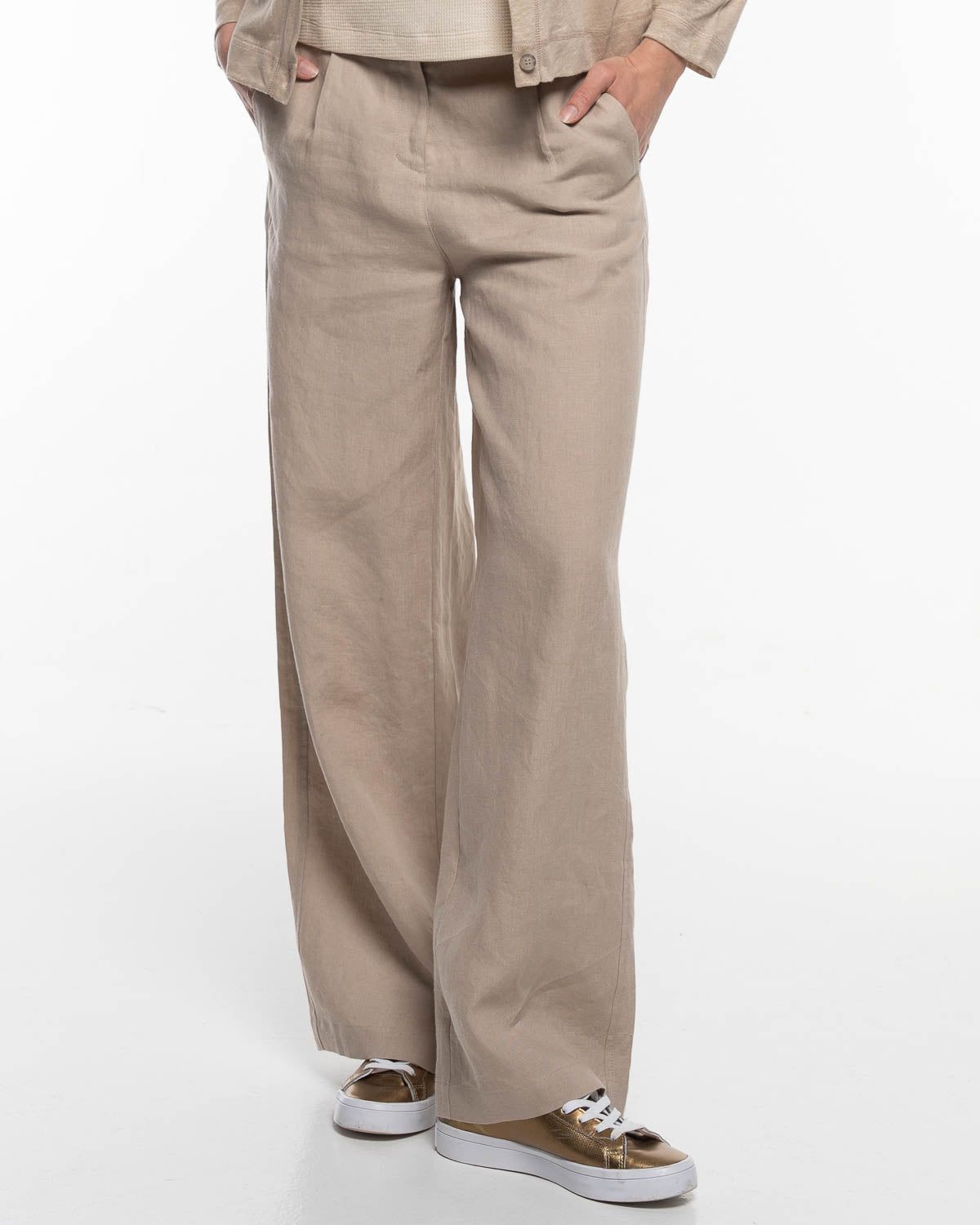 Marlene Hose Leinen in Humus – Detailaufnahme #farbe_Humus