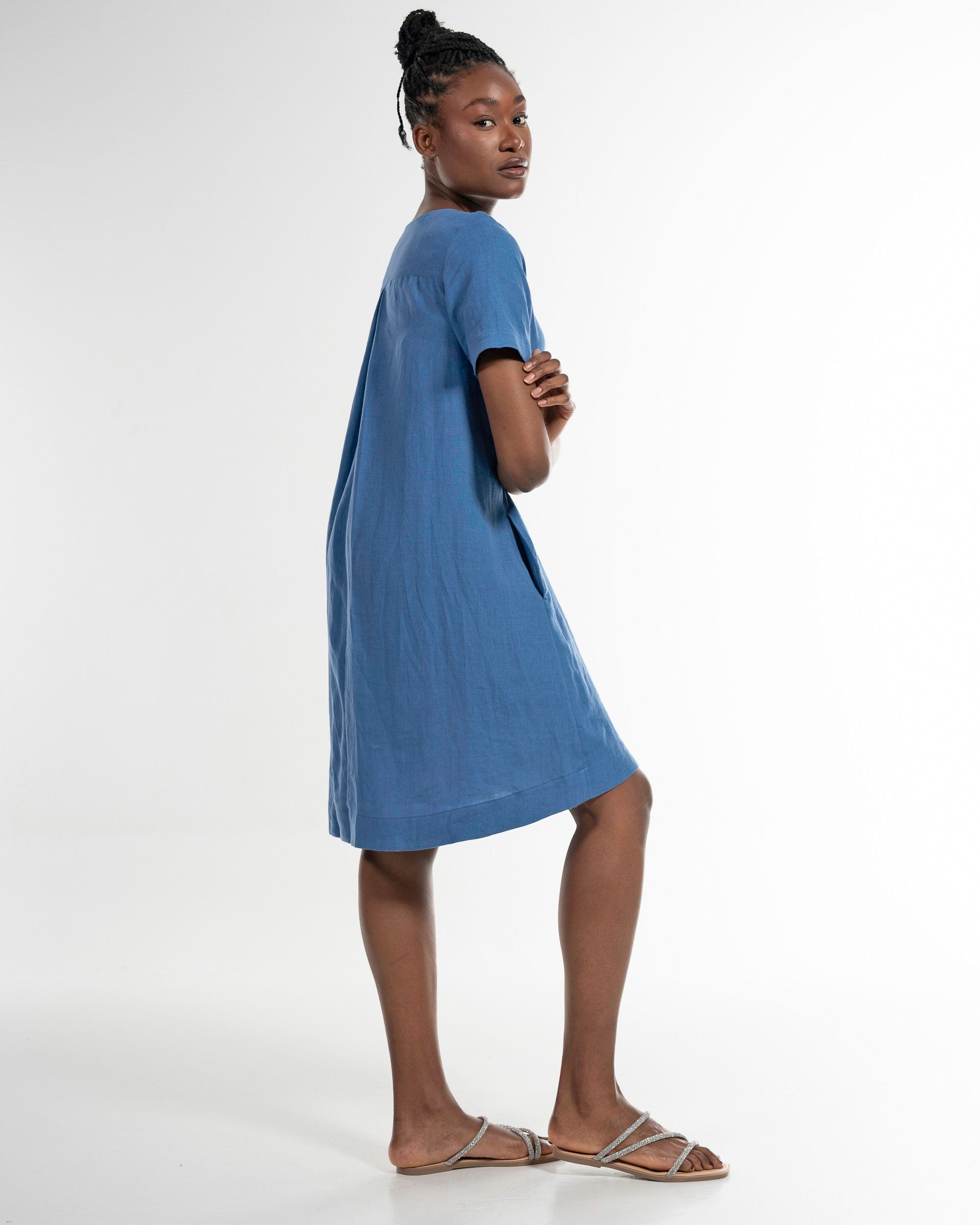 Leinen V-Neck Dress in Blau – Produktbild #farbe_blau