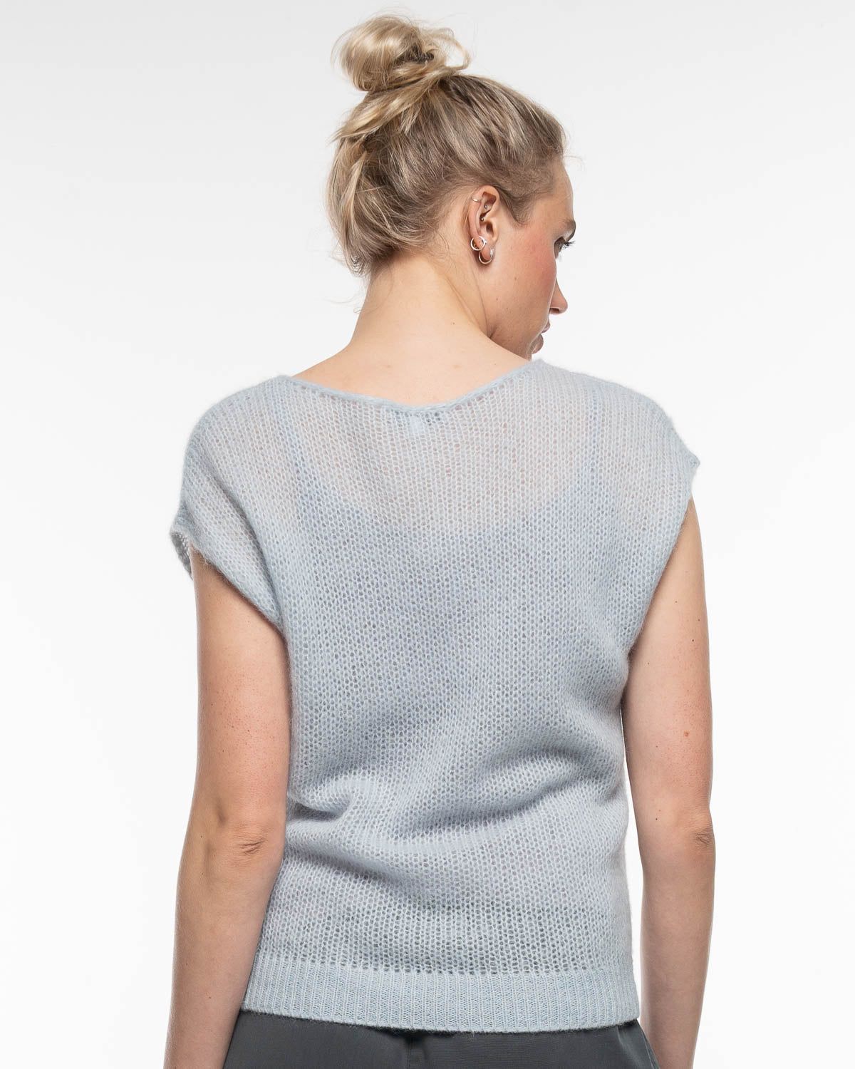 Light Pullunder in Silver Blue – Vorderansicht #farbe_silver blue