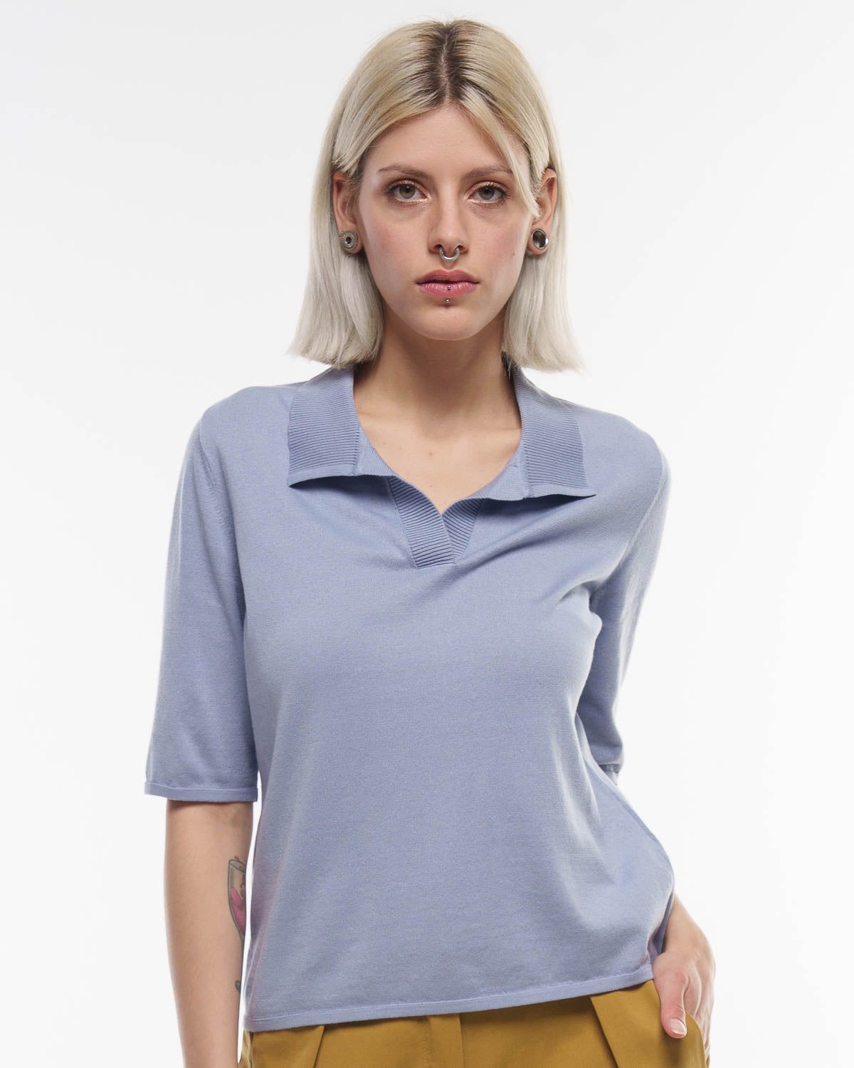 Cotton Polo-Shirt in Cosmic Sky – Detailansicht myloook #farbe_cosmic sky
