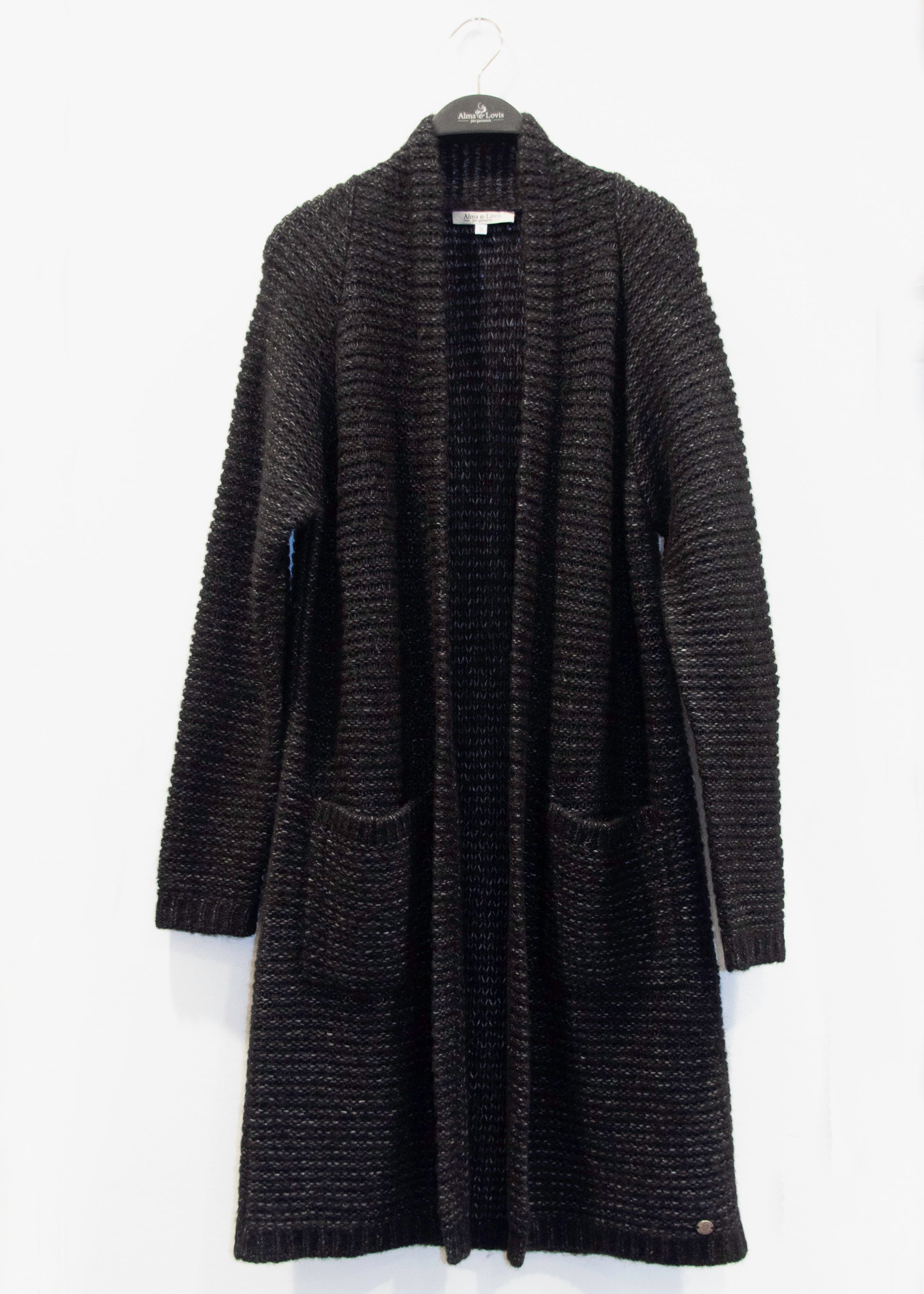 Light Raglan Coat – Ganzkörperansicht in Anthrazit #farbe_anthrazit