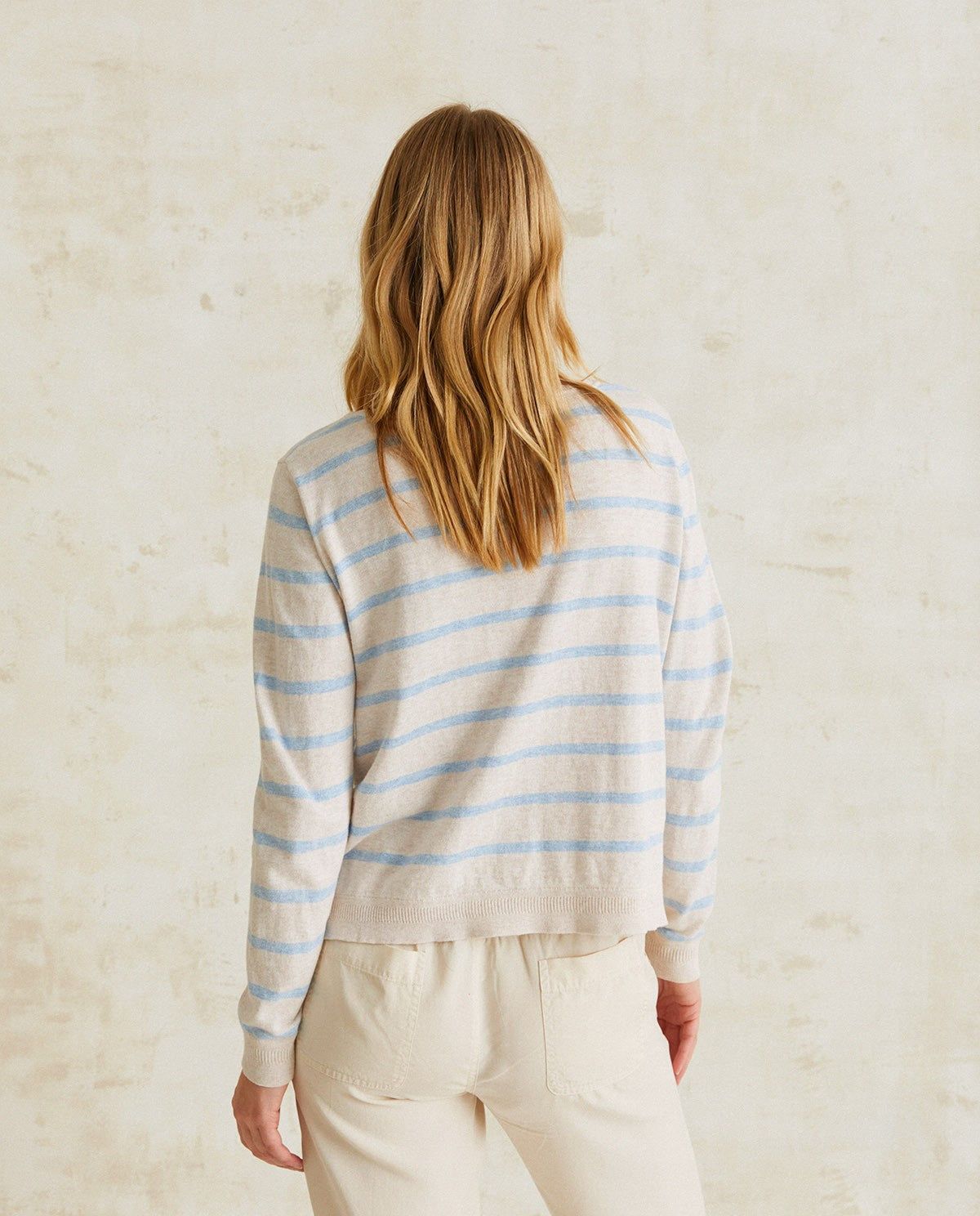 Sommer-Pullover aus Bio-Baumwolle in Ecru – Detailansicht Verarbeitung #farbe_ecru
