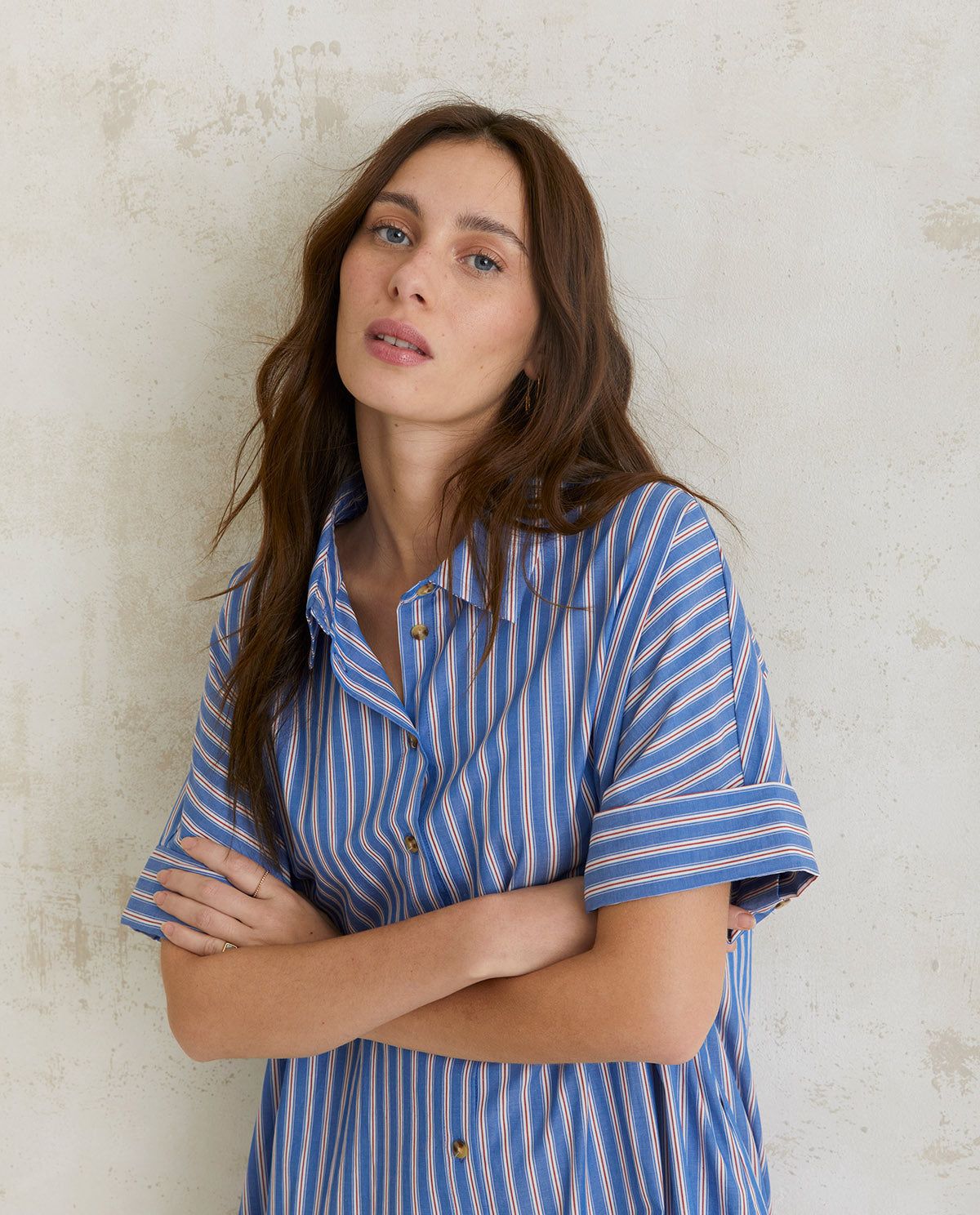 Hemdblusenkleid gestreift in Blau Gestreift – Styling-Ansicht #farbe_blau gestreift