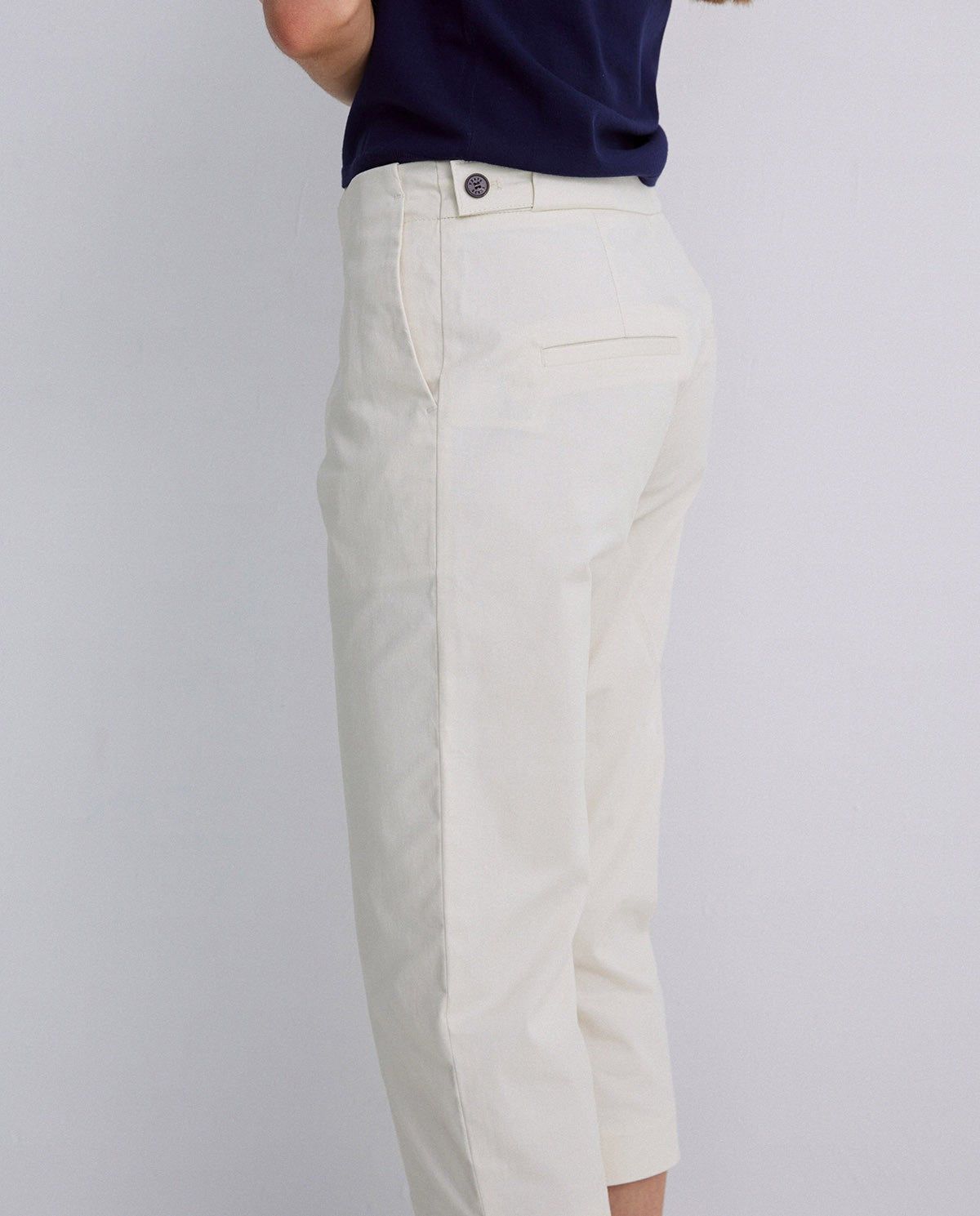 Caprihose Sommer in Ecru – Detailansicht #farbe_ecru