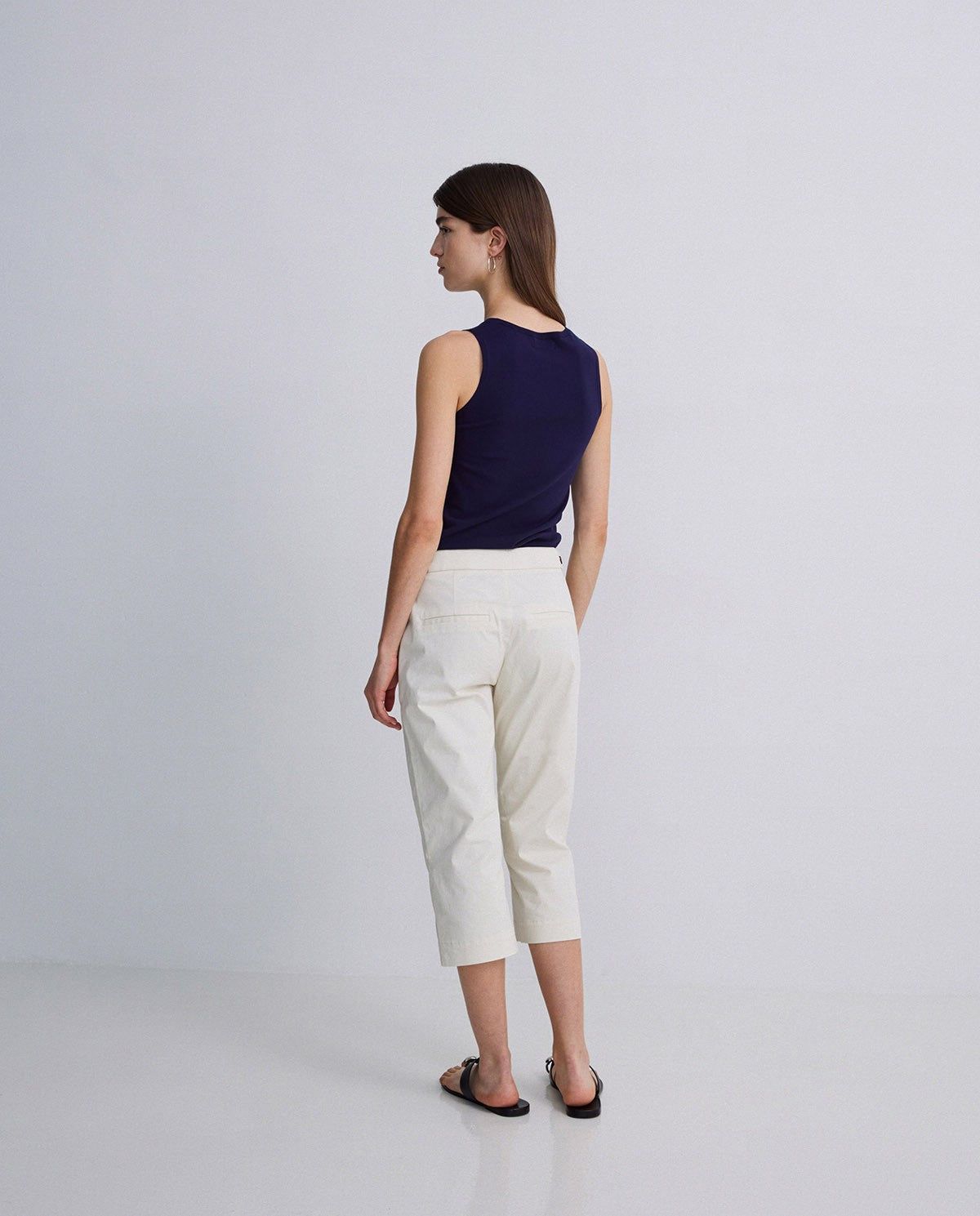 Caprihose Sommer – Styling-Ansicht in Ecru myloook #farbe_ecru