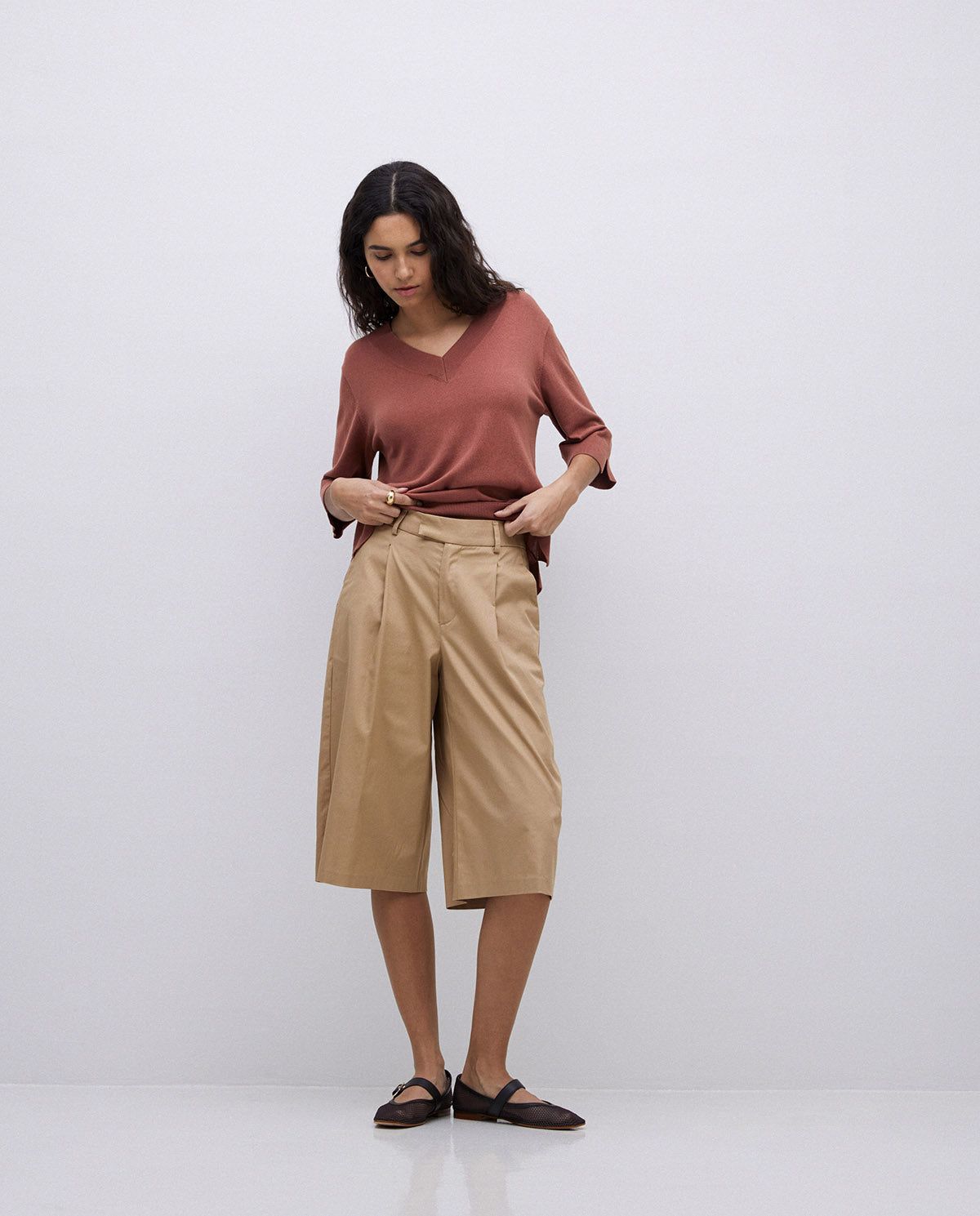Bermuda-Shorts aus reiner Baumwolle – Ansicht von vorne in Sand #farbe_sand