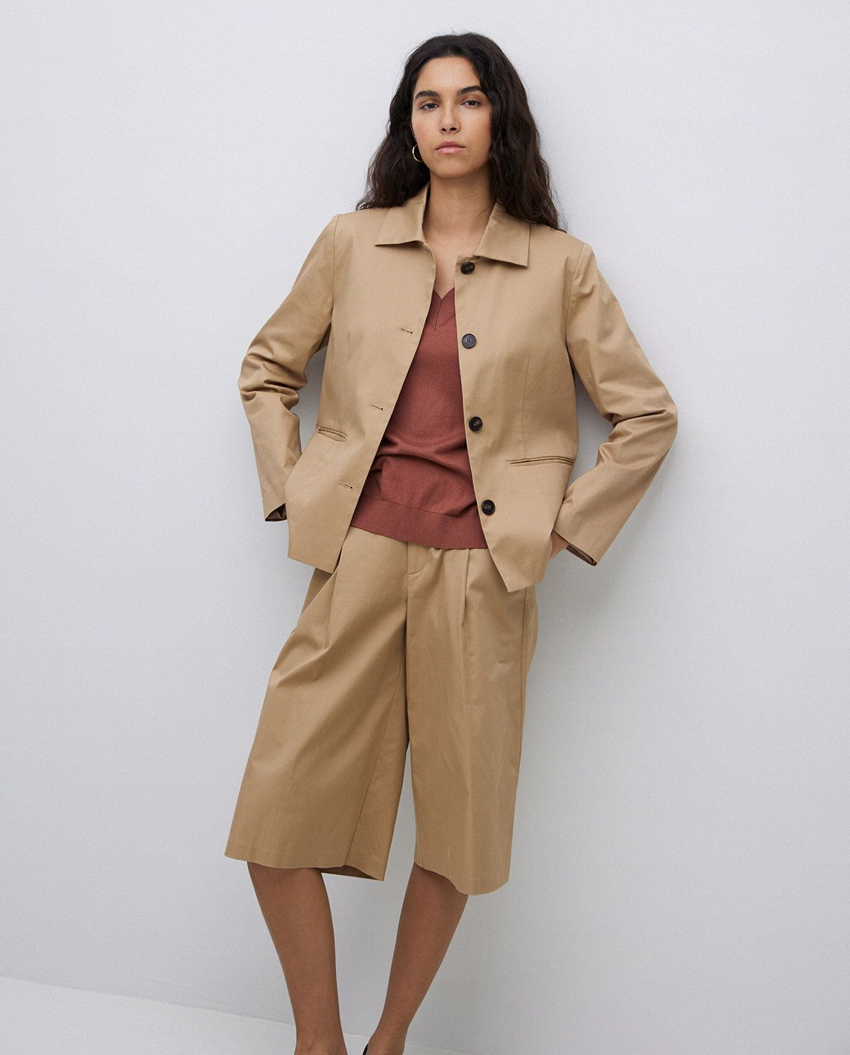 Bermuda-Shorts aus reiner Baumwolle in Sand – Detailaufnahme myloook #farbe_sand