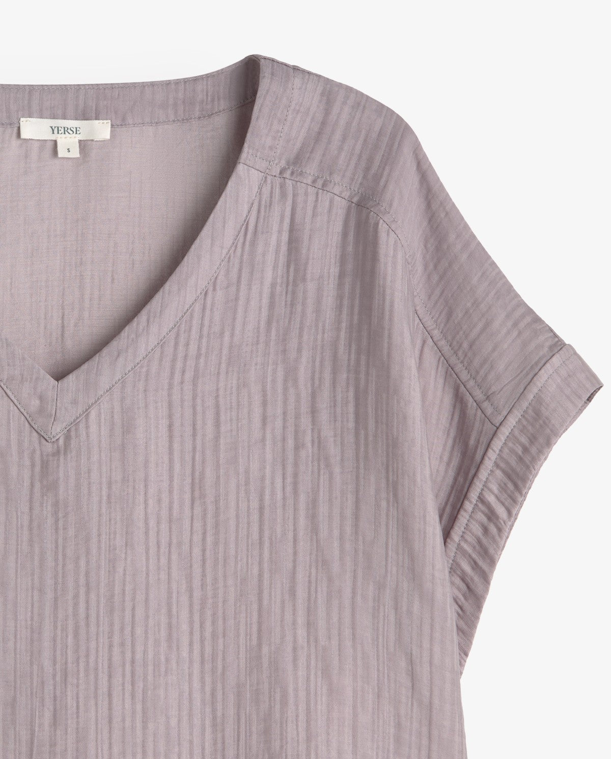 V-Neck Bluse mit Knittereffekt
