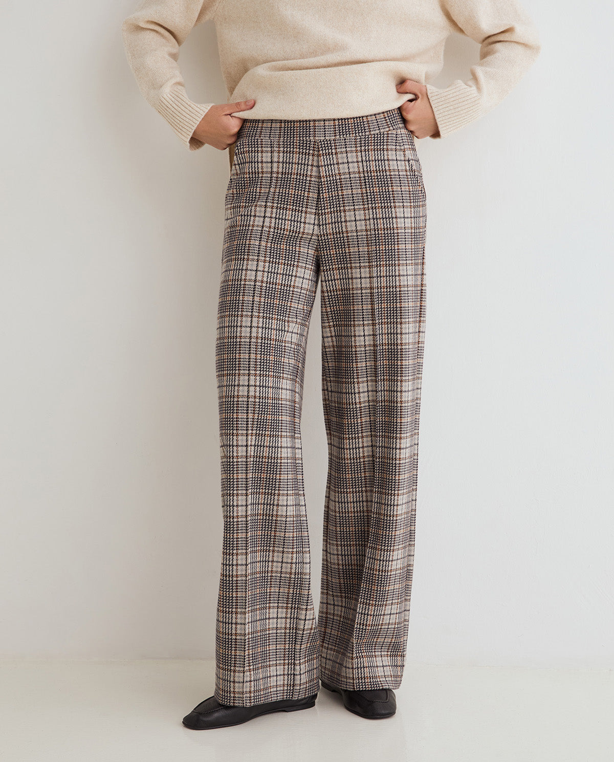 Weite Hose mit großem Karomuster in Beige