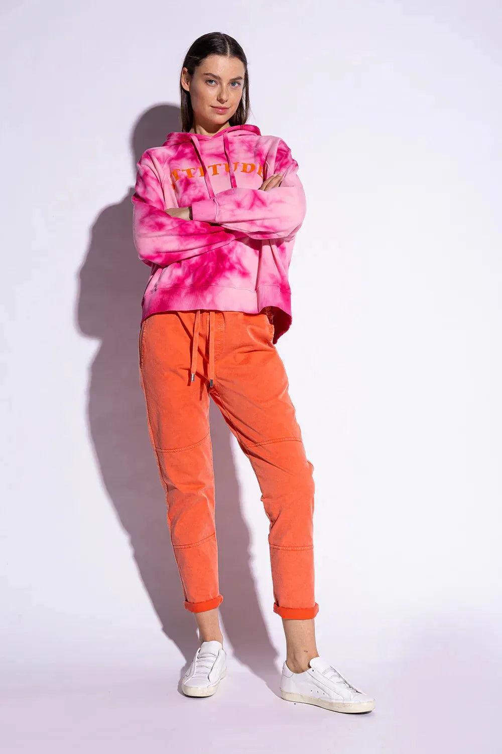 CLARA HOODIE - YOU0065 in Pink – Detailansicht Stoff #farbe_pink