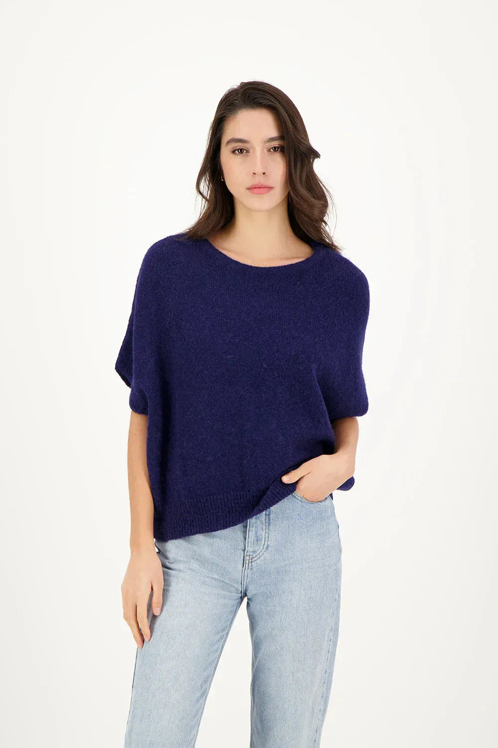 AUBE Sleeveless Sweater in Navy – Vorderansicht #farbe_navy