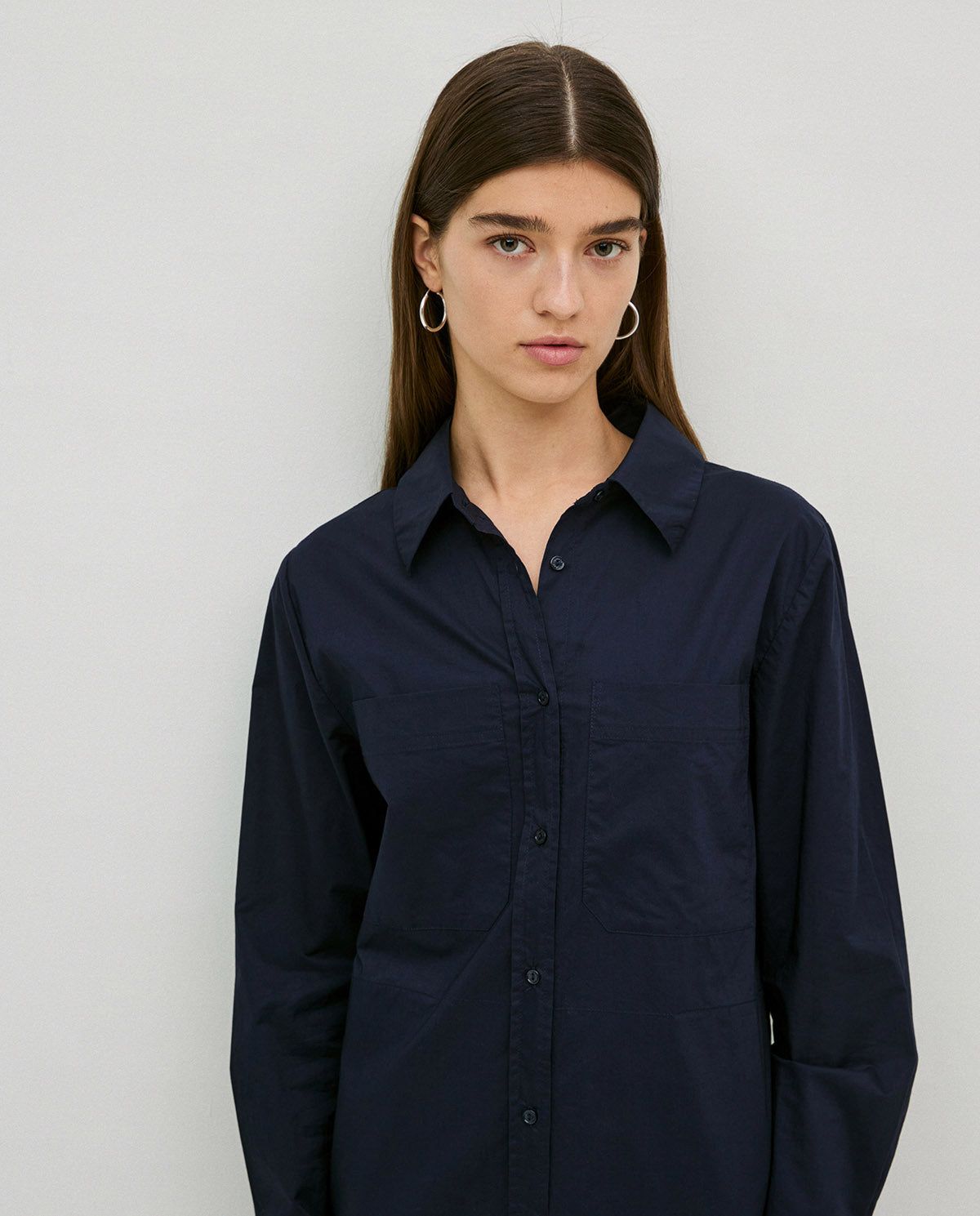 Hemdblusenkleid in Marineblau – Ansicht von vorne #farbe_marineblau