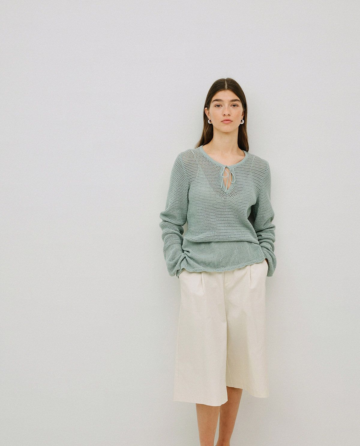 Leichter Strickpullover in Light Green – Rückseite myloook #farbe_light green