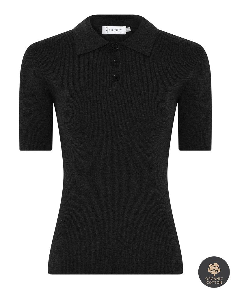 IMAYATT Knit Polo in Schwarz – Frontansicht #farbe_schwarz