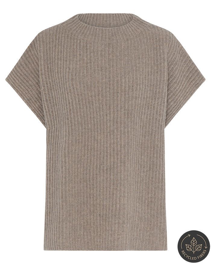 IsadoraTT Sleeveless Pullover in Nature – Detailansicht Verarbeitung myloook #farbe_nature