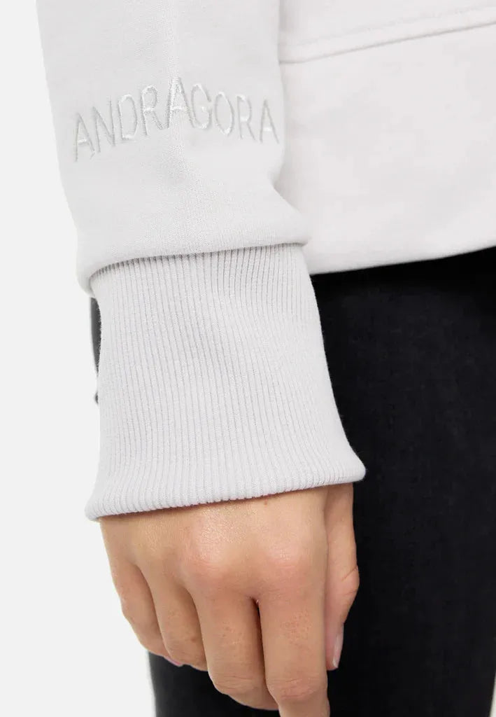 Sweatshirt Miami in Silbergrau – Detailaufnahme #farbe_silbergrau