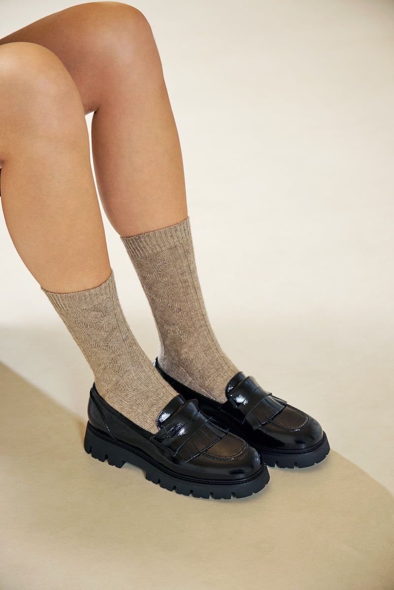 WoolTT Socks short – Vorderansicht in Pinebark #farbe_pinebark