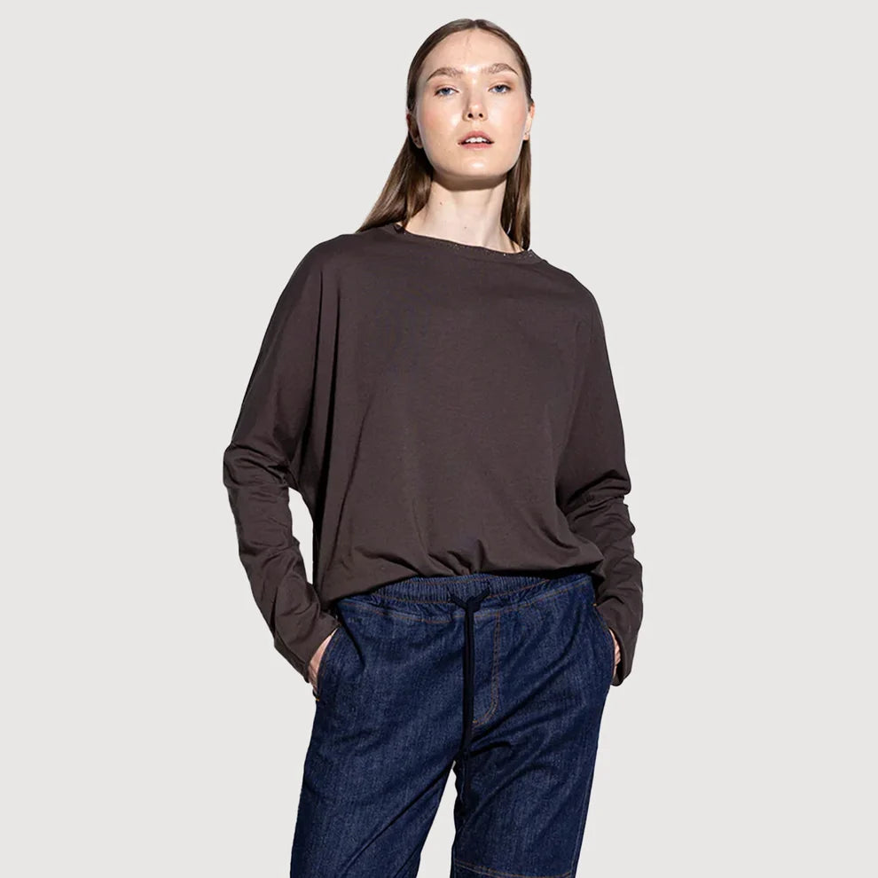 Shirt Tori von You Too in dunkelbraun von vorne #farbe_espresso