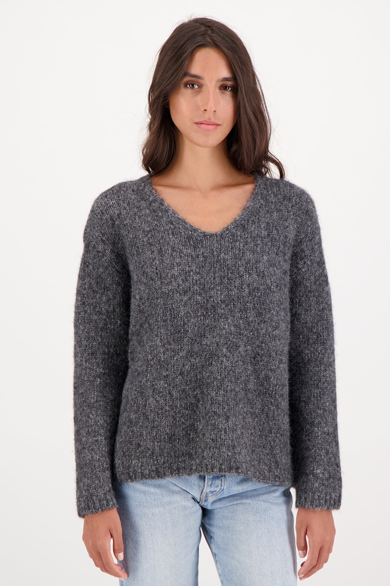 ECUME V-Neck Sweater in Anthrazit – Vorderansicht #farbe_Anthrazit