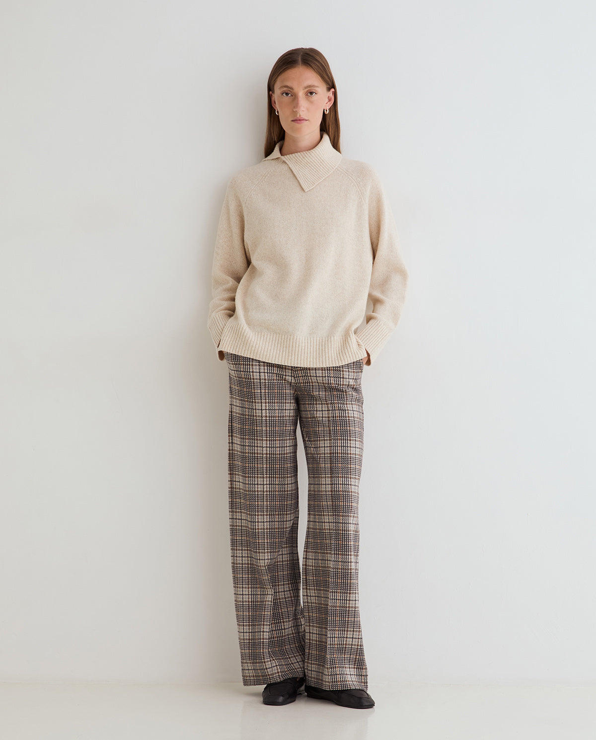 Weite Hose mit großem Karomuster in Beige