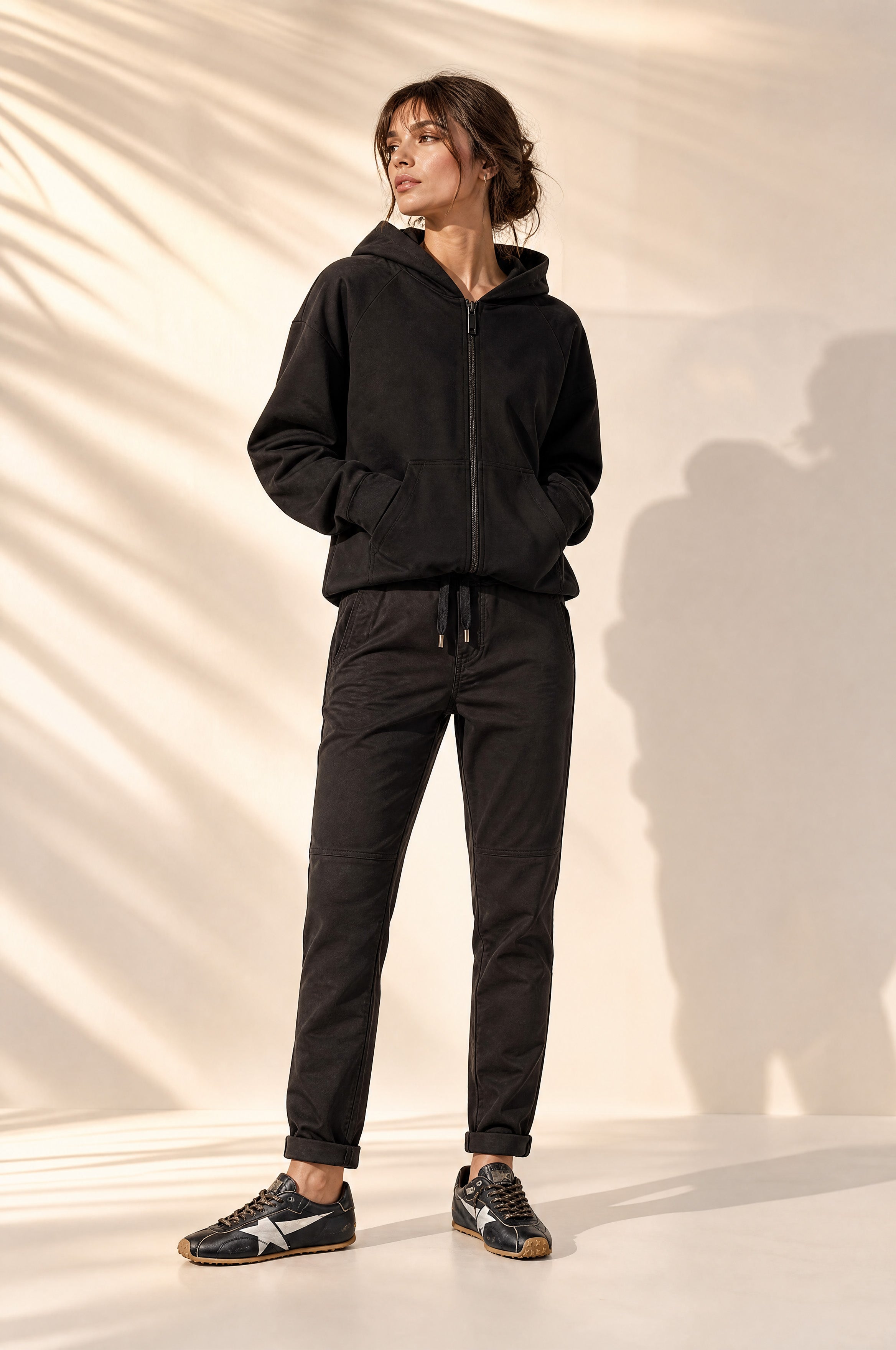 YOU TWO PANT - Nobile Washed – Detailansicht Verarbeitung in Schwarz #farbe_schwarz